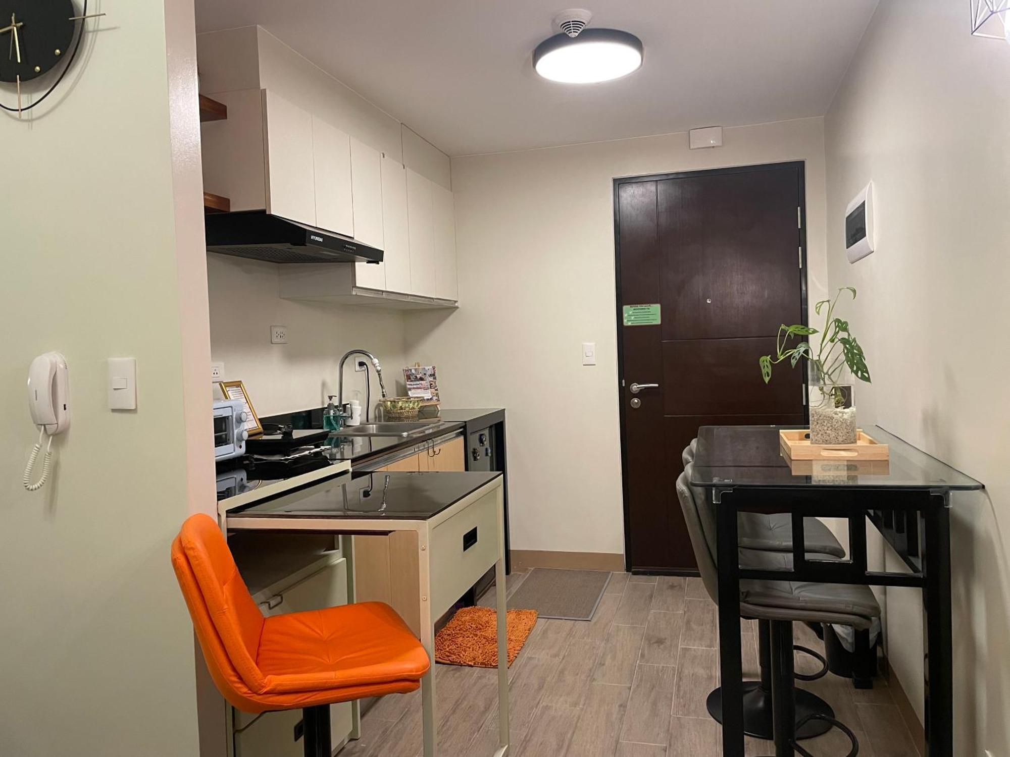 Condo Home With Fast Wifi In Bacolod City 外观 照片