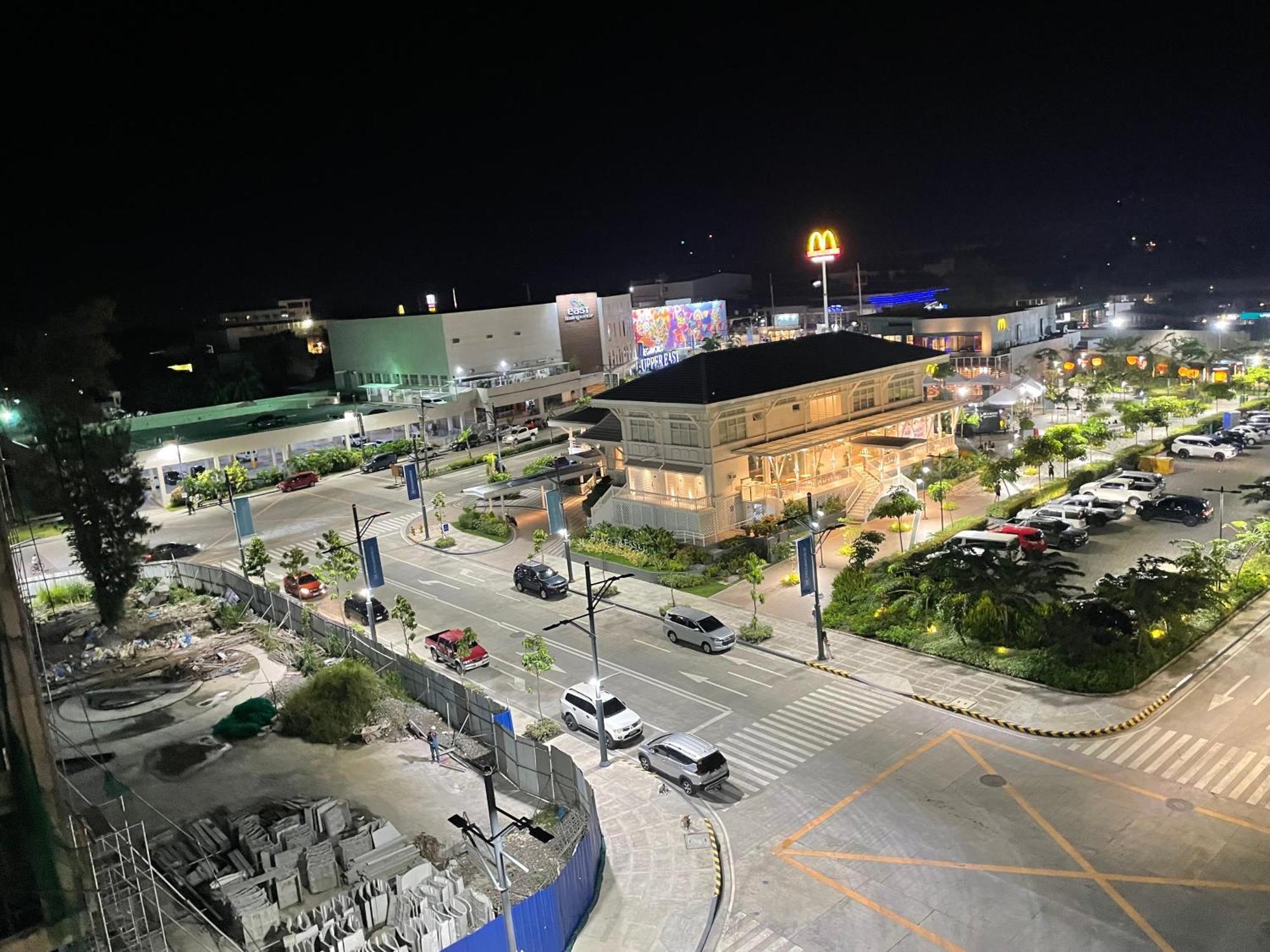Condo Home With Fast Wifi In Bacolod City 外观 照片